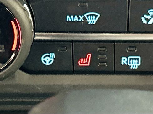 Used 2022 Ford Bronco Badlands image 18