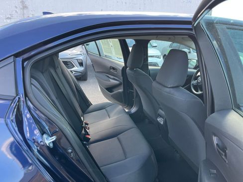 Used 2025 Toyota Corolla LE image 25