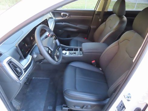 New 2026 Kia Sorento EX w/ EX Premium Package AWD/4WD image 22