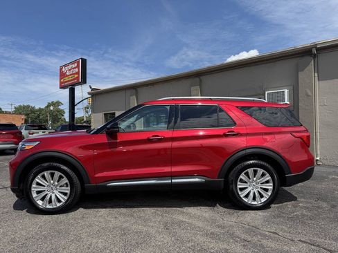 Used 2021 Ford Explorer Limited w/ Hybrid Equipment Group 310A AWD/4WD image 4