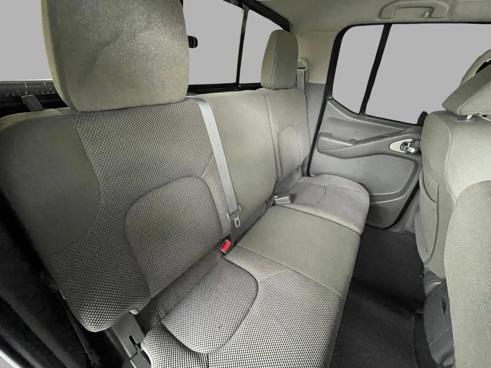Used 2019 Nissan Frontier SV AWD/4WD image 6