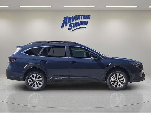 Certified 2025 Subaru Outback Premium image 7