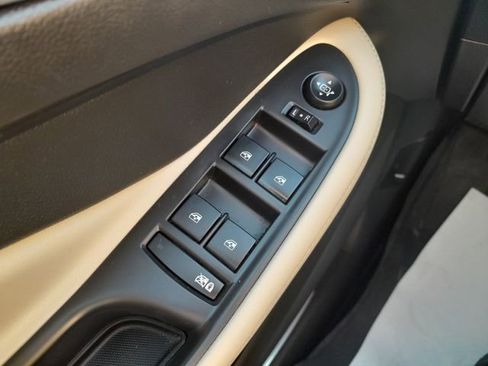 Used 2019 Buick Envision Preferred AWD/4WD image 36