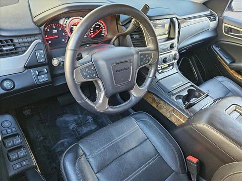 Used 2015 GMC Yukon Denali w/ Open Road Package image 9