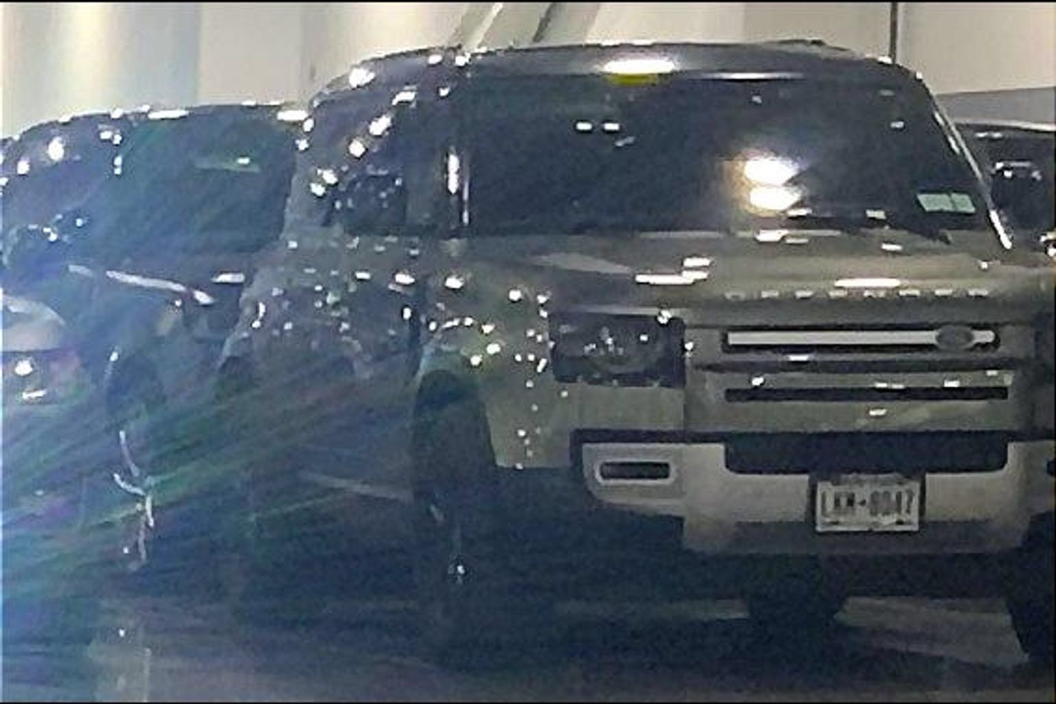 Used 2025 Honda Pilot Touring image 2