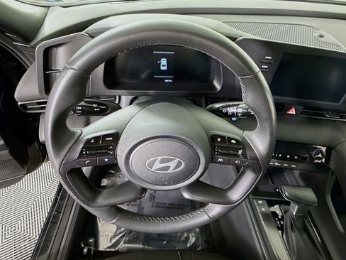 Certified 2025 Hyundai Elantra Sport w/ Cargo Package image 19