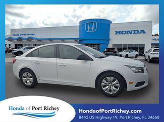 Used 2014 Chevrolet Cruze LS video 1