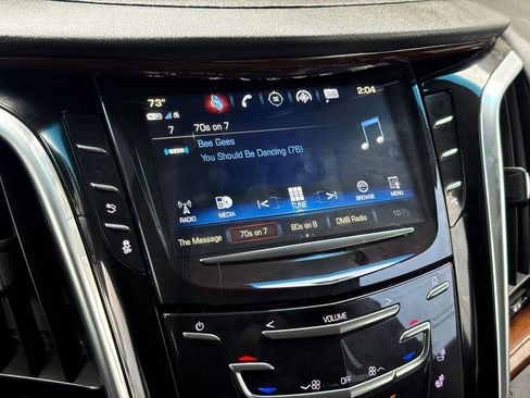 Used 2020 Cadillac Escalade Premium Luxury RWD image 27