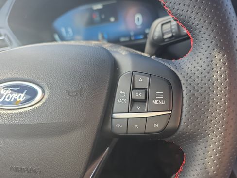 Certified 2023 Ford Escape ST-Line Elite w/ Premium Technology Package image 34