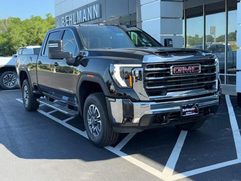 New 2026 GMC Sierra 2500 SLE w/ SLE Value Package; AWD/4WD image 2