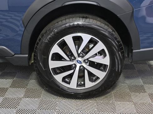 Used 2025 Subaru Outback Premium AWD/4WD image 20