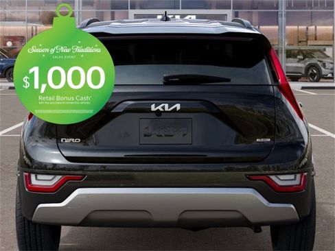 New 2025 Kia Niro SX Touring image 13