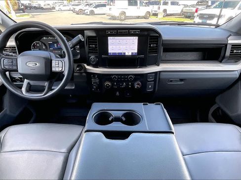 Used 2023 Ford F250 XL w/ 360-Degree Camera Package AWD/4WD image 10