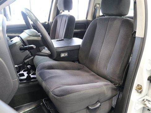 Used 2005 Dodge Ram 2500 Truck SLT AWD/4WD image 16