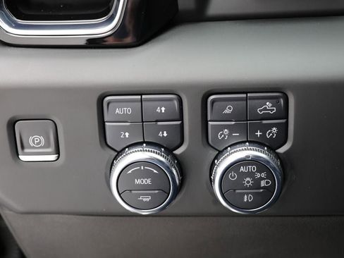 Used 2022 GMC Sierra 1500 Denali w/ Denali Reserve Package image 38