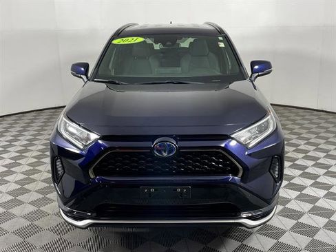 Certified 2021 Toyota RAV4 SE image 6