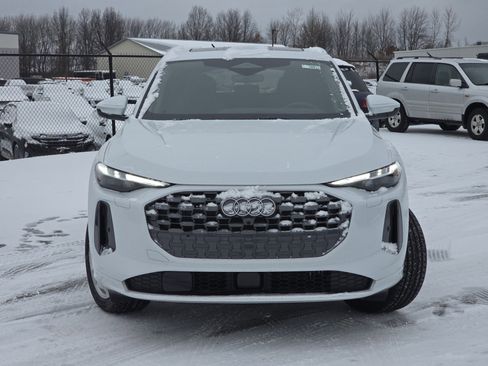 New 2025 Audi Q5 Premium Plus image 30