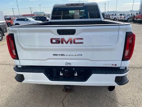 Used 2022 GMC Sierra 2500 AT4 w/ Gooseneck/5TH Wheel Package AWD/4WD image 4