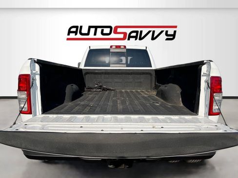 Used 2024 RAM 3500 Tradesman w/ Chrome Appearance Group image 24