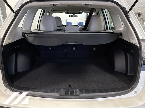 Used 2023 Subaru Forester AWD/4WD image 25