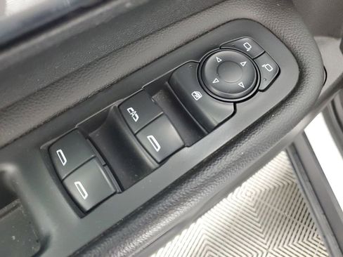 Used 2020 GMC Terrain SLE image 28