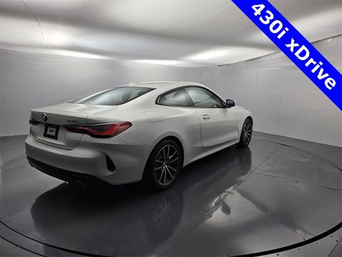 Used 2021 BMW 430i xDrive Coupe w/ Premium Package image 15