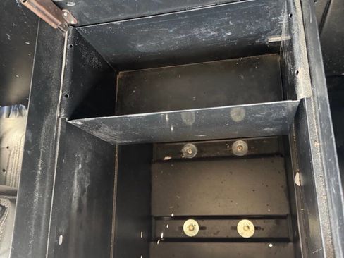 Used 2016 Chevrolet Express 2500 image 14