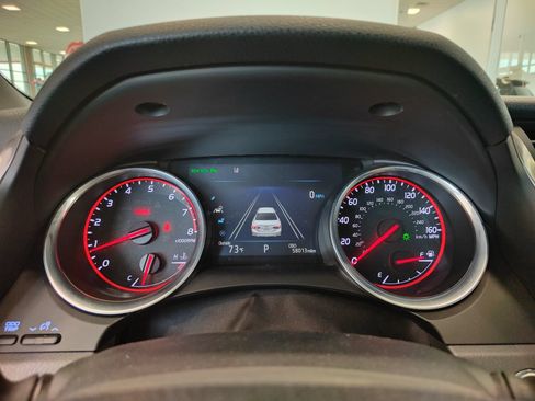 Used 2018 Toyota Camry XSE FWD image 22