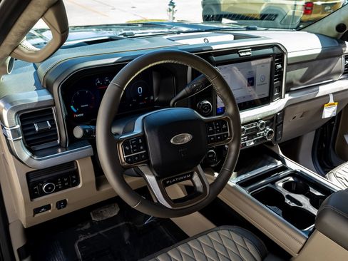 Used 2026 Ford F450 Platinum w/ Platinum Plus Package image 17