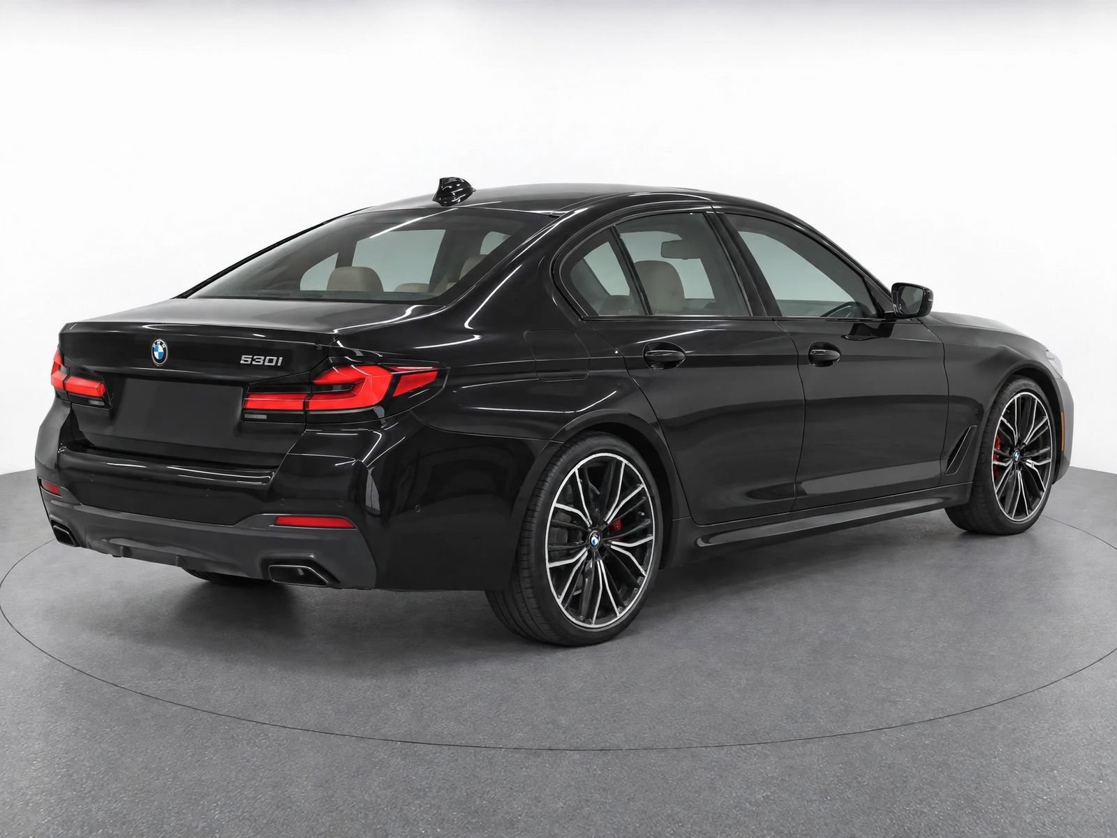 Used 2023 BMW 530i w/ M Sport Package RWD image 8