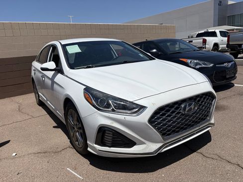 Used 2019 Hyundai Sonata SEL FWD image 2