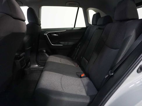 Used 2023 Toyota RAV4 XLE image 15