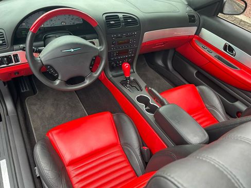 Used 2002 Ford Thunderbird RWD image 17