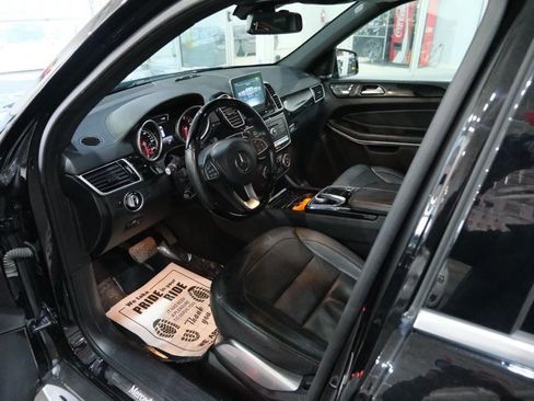 Used 2017 Mercedes-Benz GLS 550 4MATIC image 16