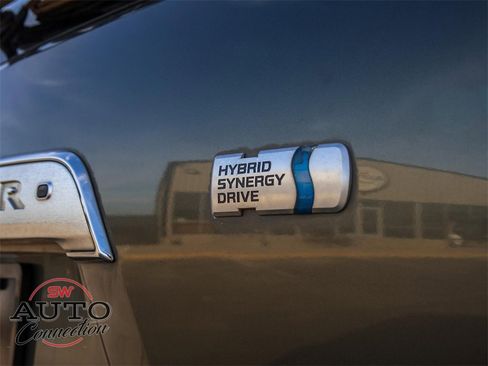 Used 2010 Toyota Highlander Limited image 10