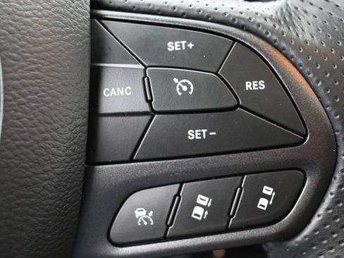 Used 2024 Dodge Durango GT AWD/4WD image 16