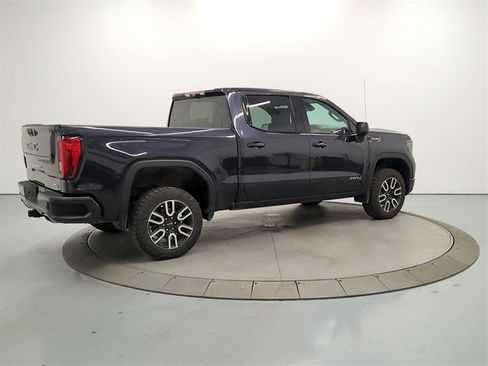 Used 2023 GMC Sierra 1500 AT4 w/ Technology Package image 7