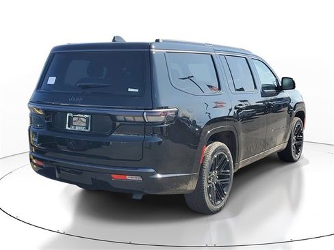 New 2026 Jeep Grand Wagoneer Limited image 4