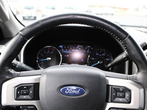 Used 2019 Ford F350 Lariat w/ Chrome Package AWD/4WD image 27