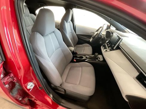 Used 2021 Toyota Corolla SE FWD image 24