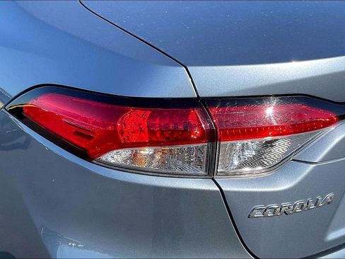 Used 2024 Toyota Corolla LE image 23