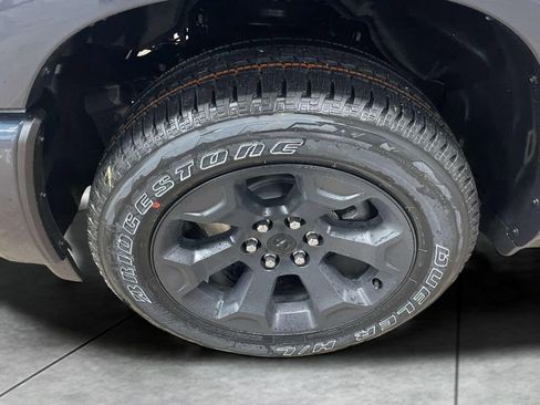 Used 2025 RAM 1500 Big Horn AWD/4WD image 9