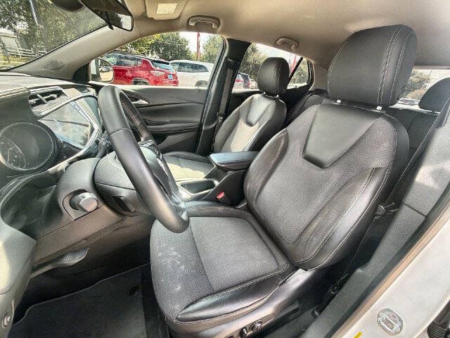 Used 2023 Buick Encore GX Select w/ Safety Package II FWD image 18