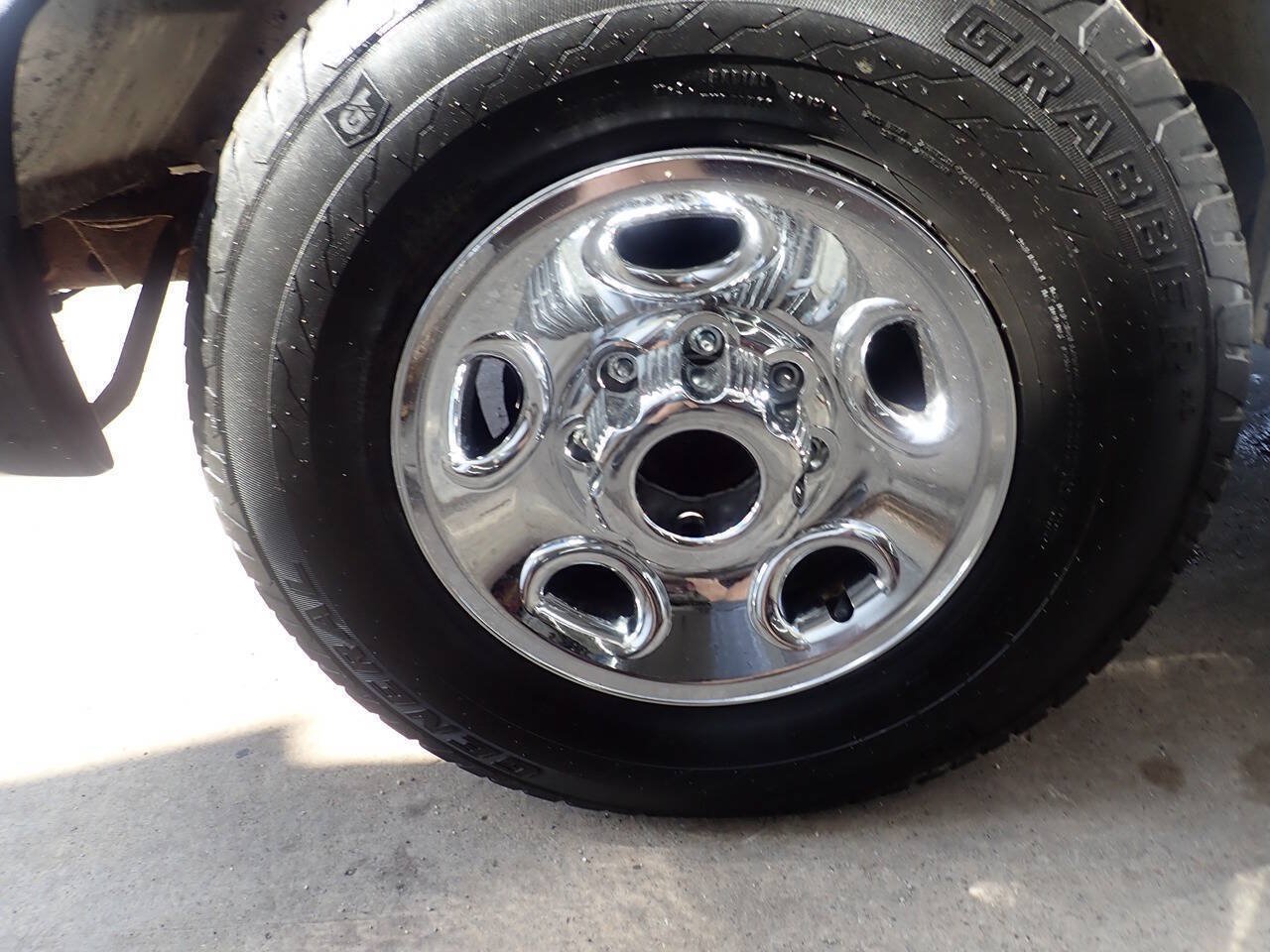 Used 2014 Chevrolet Express 2500 RWD image 29