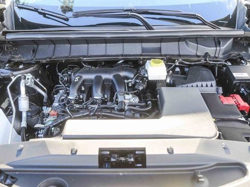 New 2026 Nissan Pathfinder SV FWD image 12