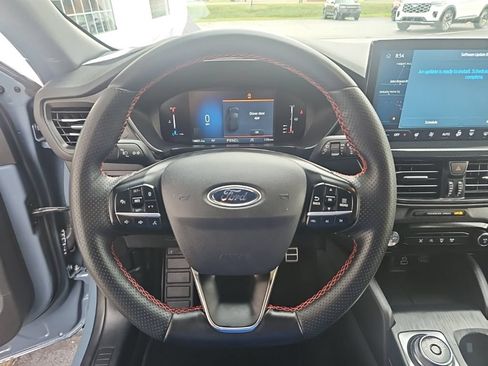 Used 2024 Ford Escape ST-Line w/ Tech Pack #1 AWD/4WD image 13