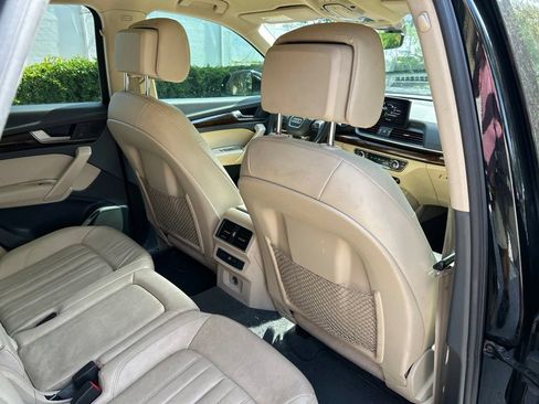 Used 2019 Audi Q5 Premium AWD/4WD image 44