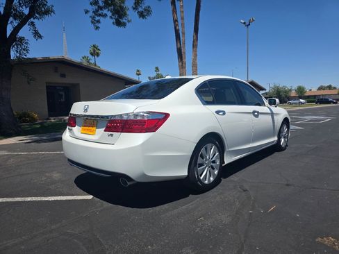 Used 2013 Honda Accord EX-L image 9