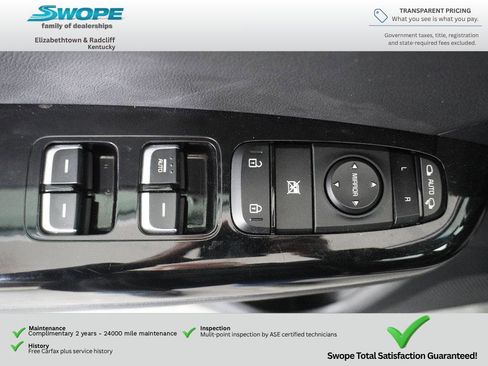 Used 2022 Kia Sportage EX AWD/4WD image 14