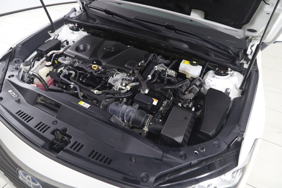 Used 2019 Toyota Avalon XLE w/ Moonroof Package FWD image 16